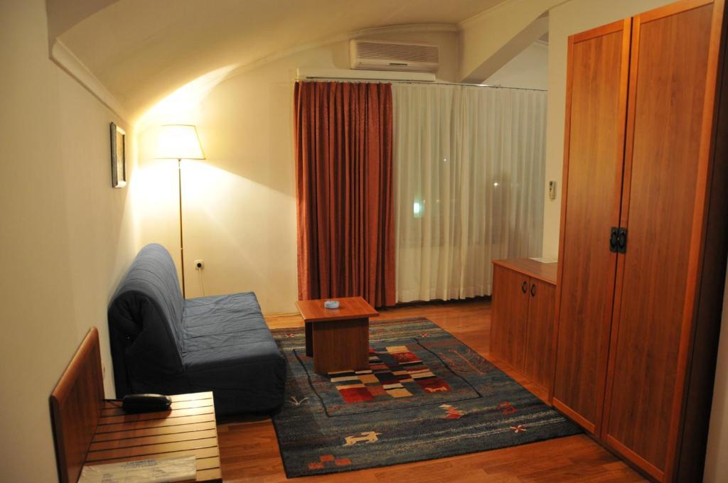 Hotel Terex Naselje Starosjedilaca Rom bilde